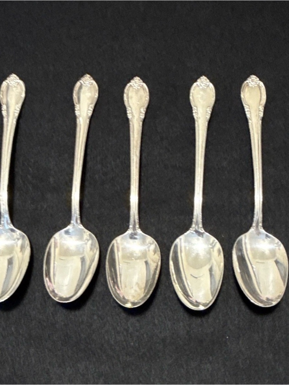 1847 Rogers Bros Remembrance Silver Plate Engraved Floral Teaspoons 6” Lot of 5